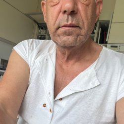 שלומי